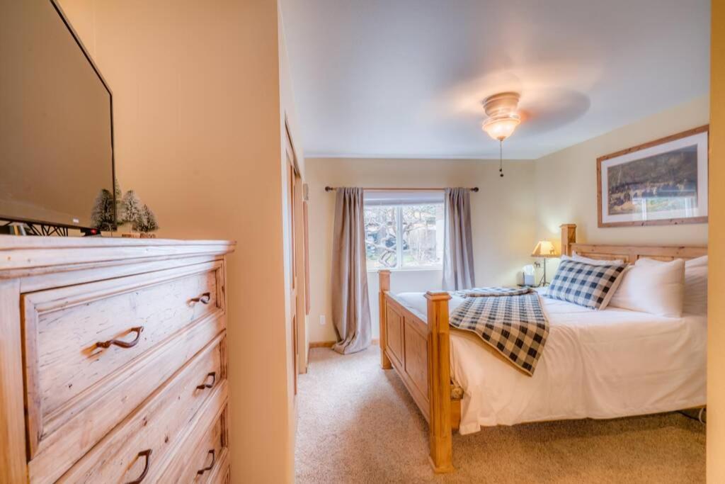 Das Bavarian Condo, 5 Star Ground Floor Unit, Walk To Town, Sleeps 6 Левенуэрт Экстерьер фото